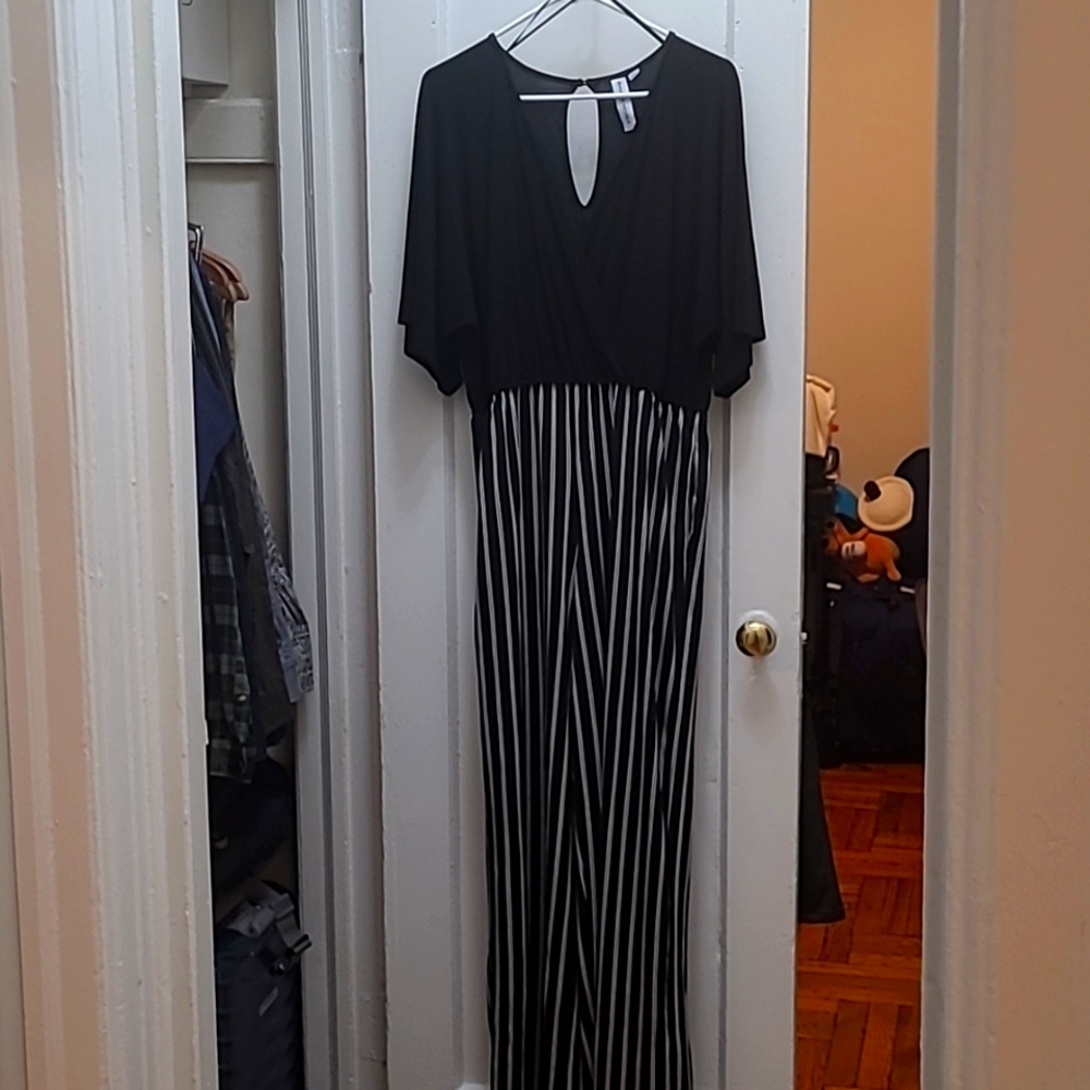Jumpsuit! Like new comfy with pockets